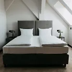 Arche Przy Klasztorze * Breslau